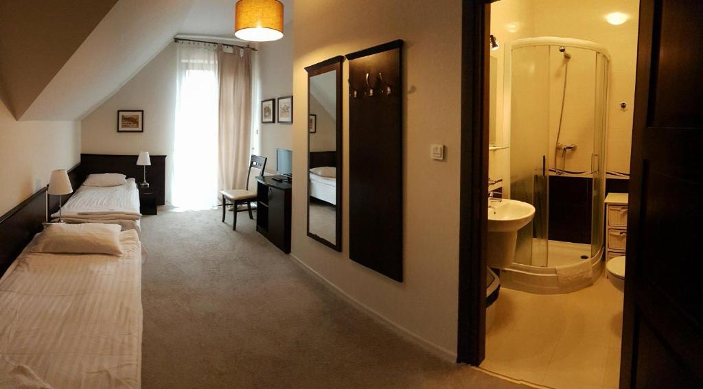 Austeria Kazimierska - 13