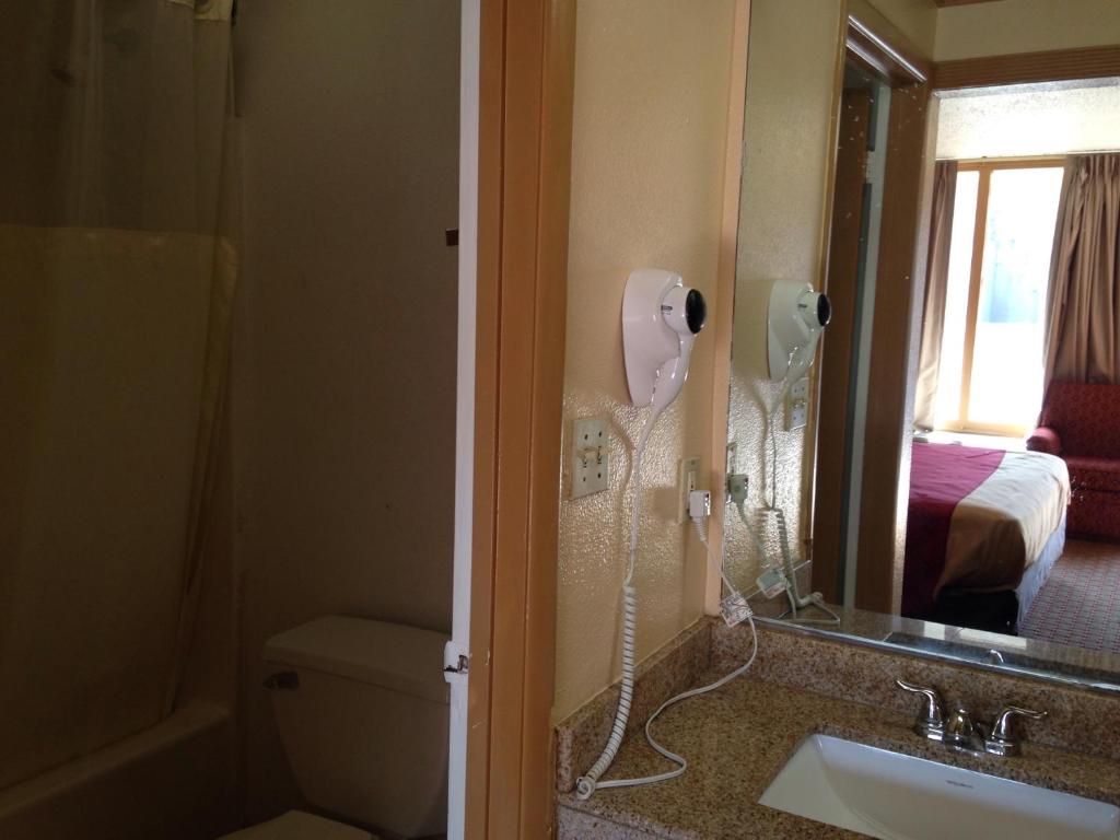 Parkway Inn of Birmingham - Salle Queen - Non-fumeurs