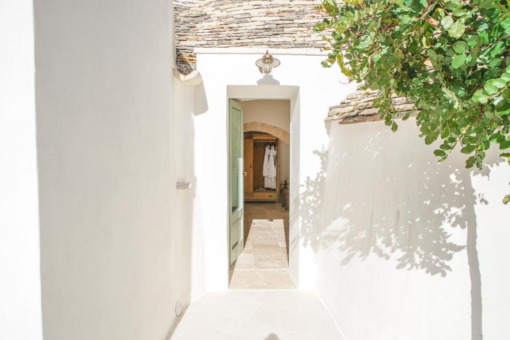 Photo de la galerie de l'établissement Trullo Essenza-Trulli Antì Charme & Relax, à Alberobello