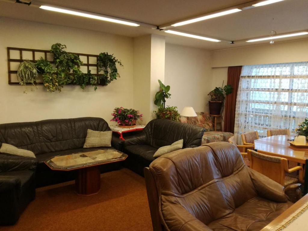 Posezení v ubytování Hotel Garni Gästehaus Karin