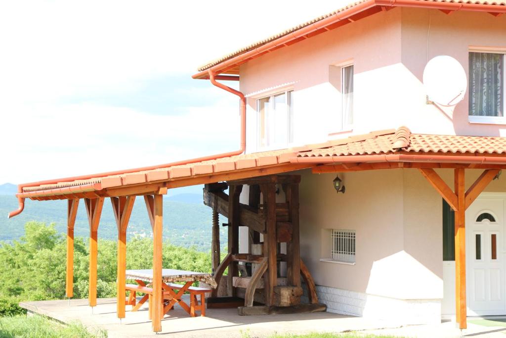 Balkón nebo terasa v ubytování Panoráma Apartman