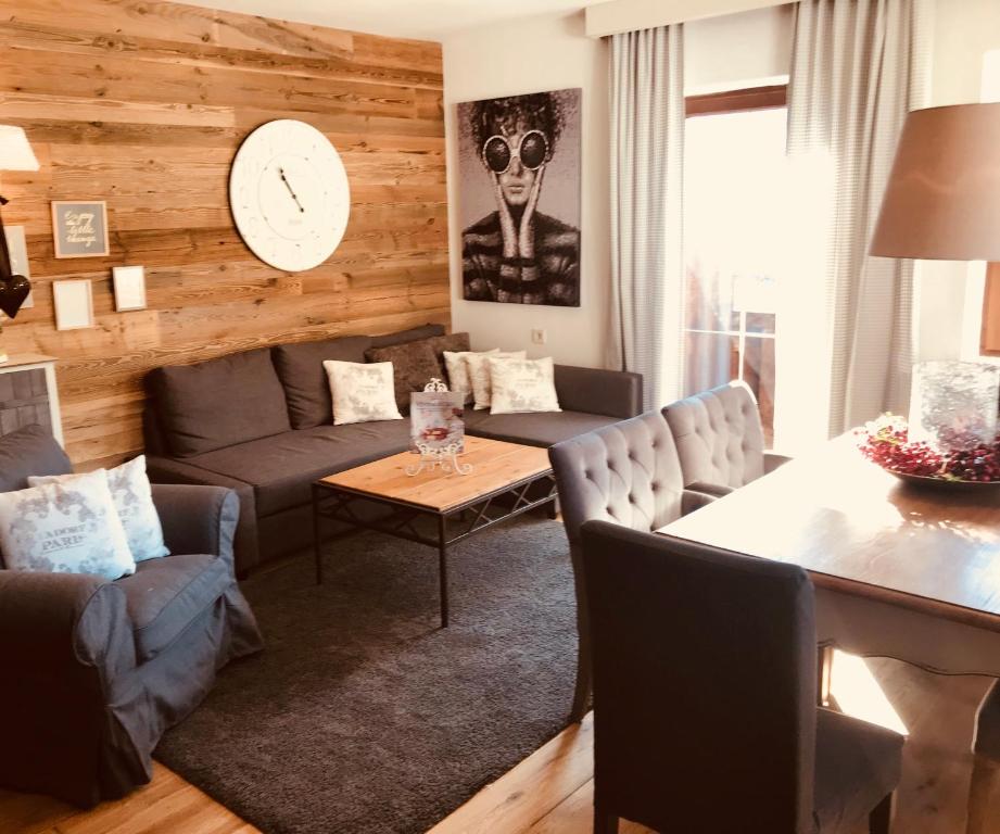 Gästehaus Weiherhof - 18