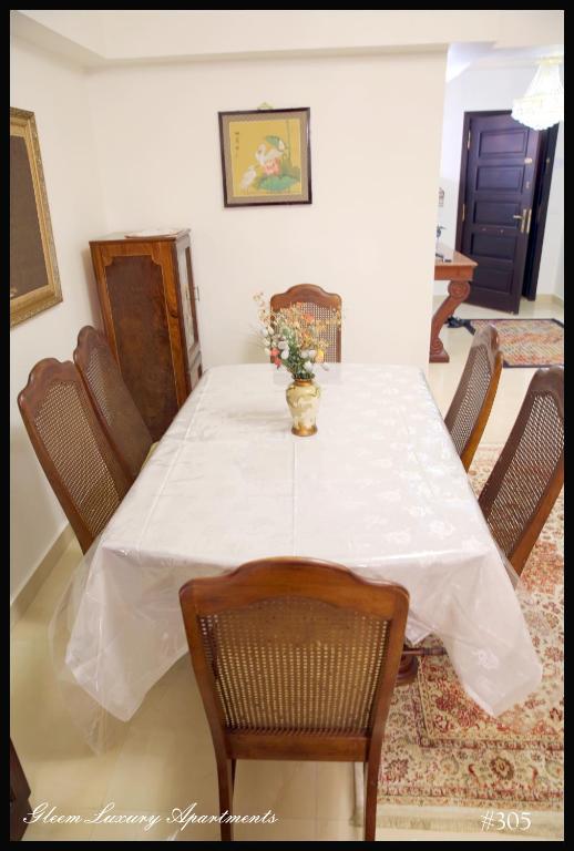 Gleem Luxury Apartments Elite - 13