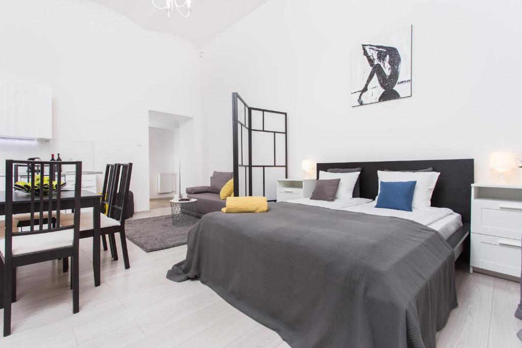 Posteľ alebo postele v izbe v ubytovaní Krakow B&B - Old Town