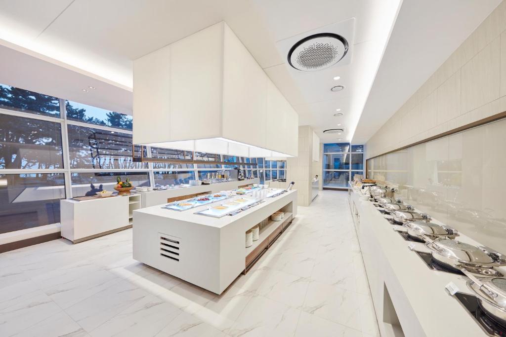 Fotografie z fotogalerie ubytování Skybay Hotel Gyeongpo v destinaci Kangnung