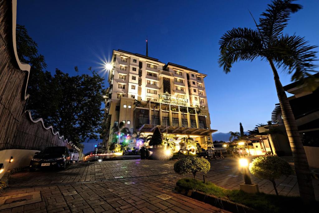 Bangunan di mana terletaknya hotel
