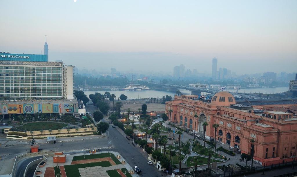 كليوباترا القاهرة فندق اليك دليل