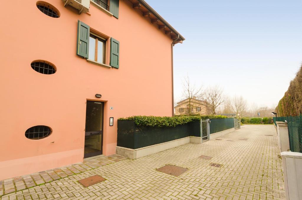 Budynek, w którym mieści się apartament