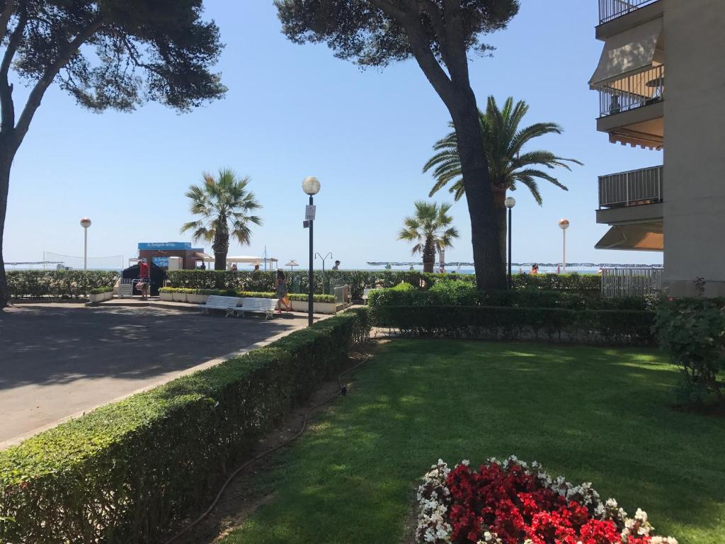 Apartamento Sol y Sombra, Cambrils, Spain - Booking.com