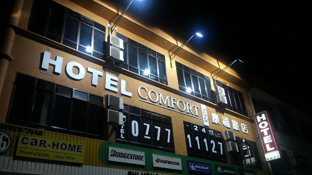 Certifikát, hodnocení, plakát nebo jiný dokument vystavený v ubytování Hotel Comfort Inn