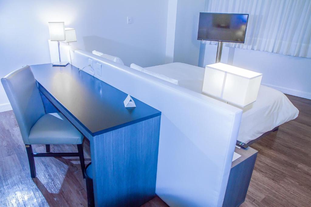  Fratele Business Hotel