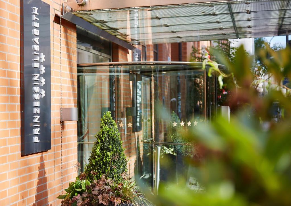 Living Hotel Prinzessin Elisabeth - Resim 21