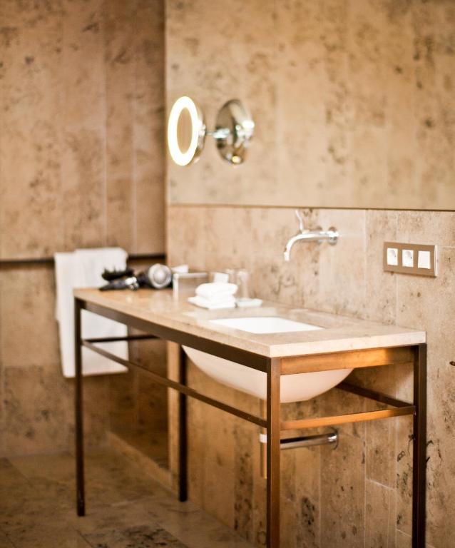 Fotografie z fotogalerie ubytování CORTIINA Hotel v Mnichově