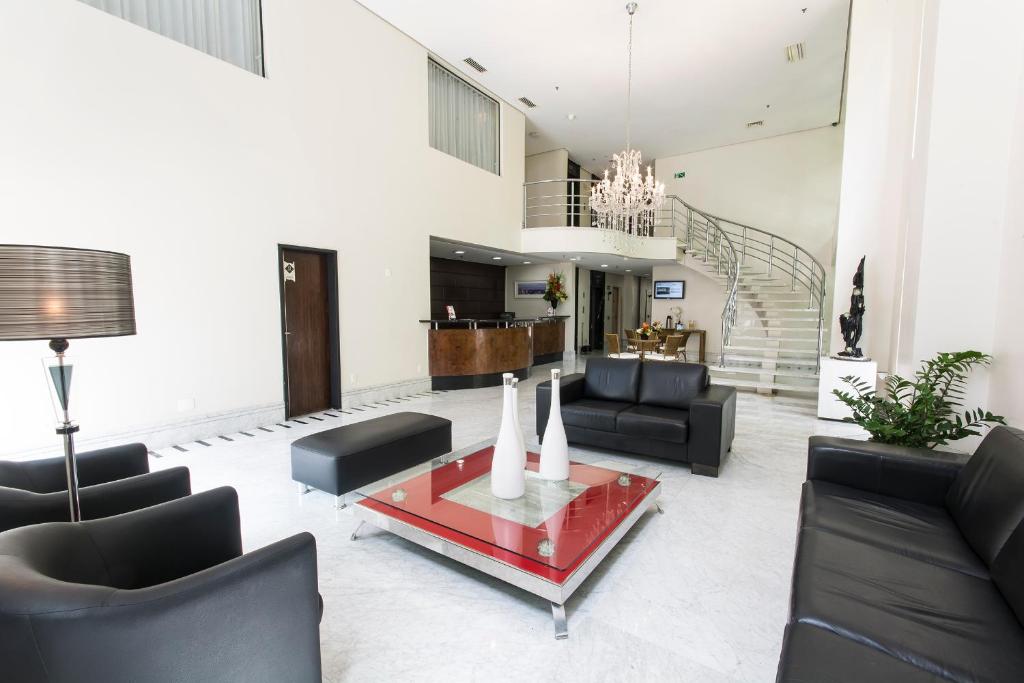  Tsue The Palace Flats