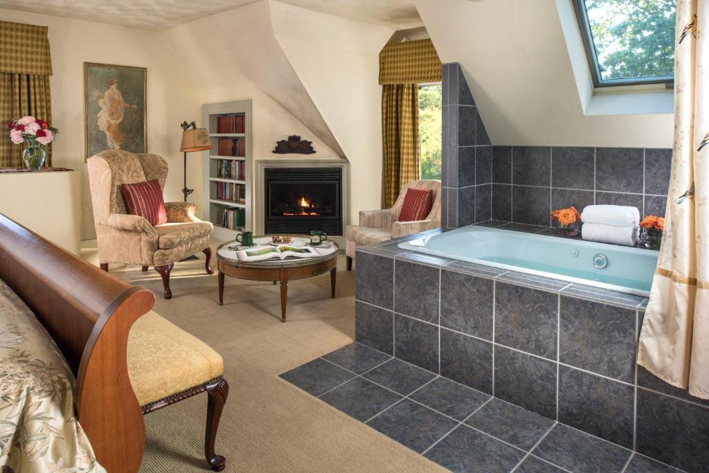 Manor House Inn - Suite Royale