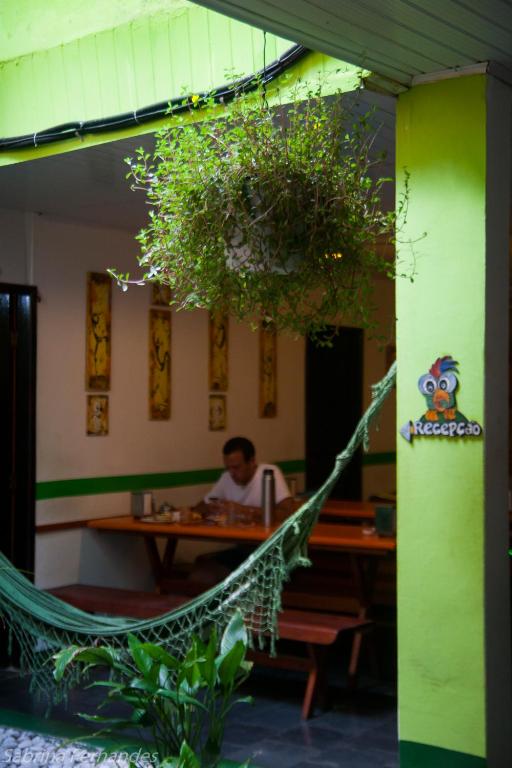  Papagaio Hostel & Pousada