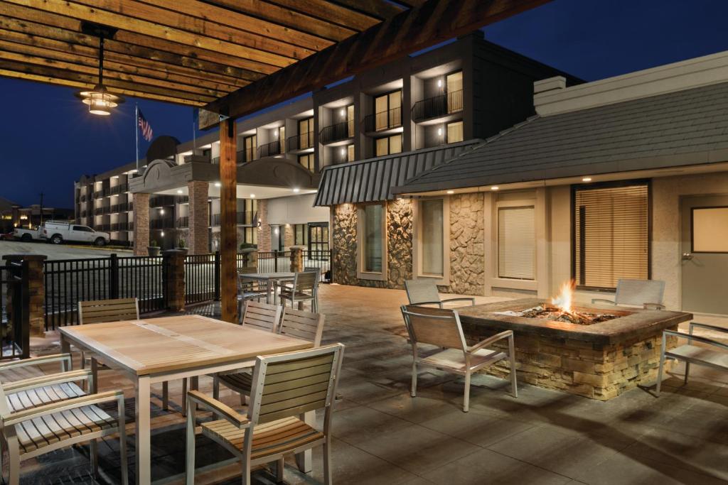Country Inn & Suites by Radisson, Erlanger - Cincinnati South photo