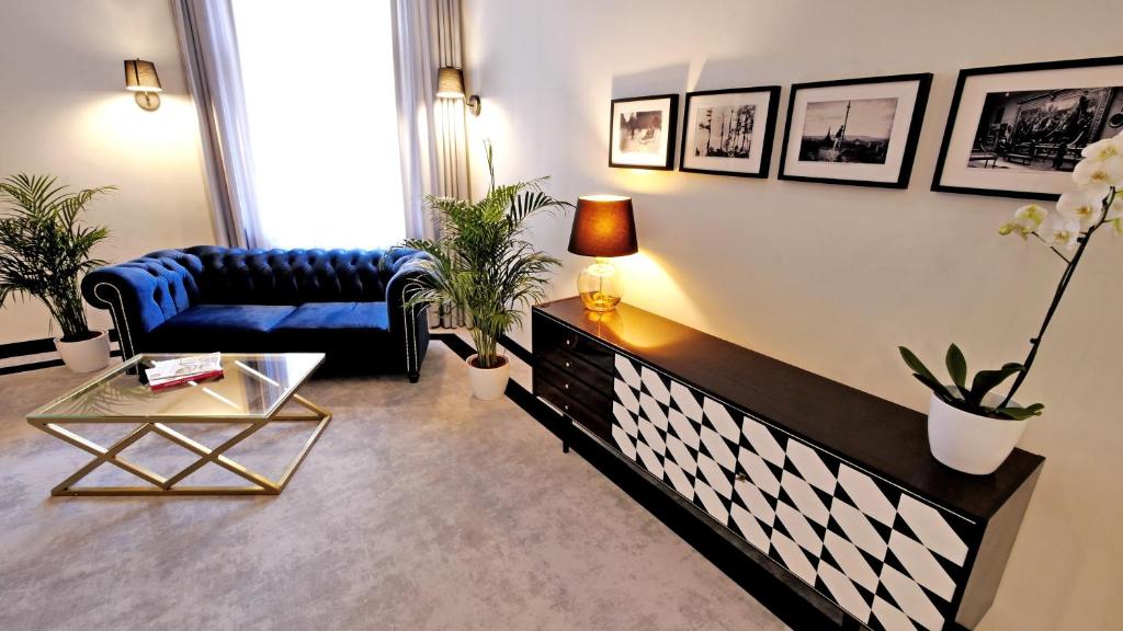 SZEWSKA 22 BOUTIQUE - Resim 36