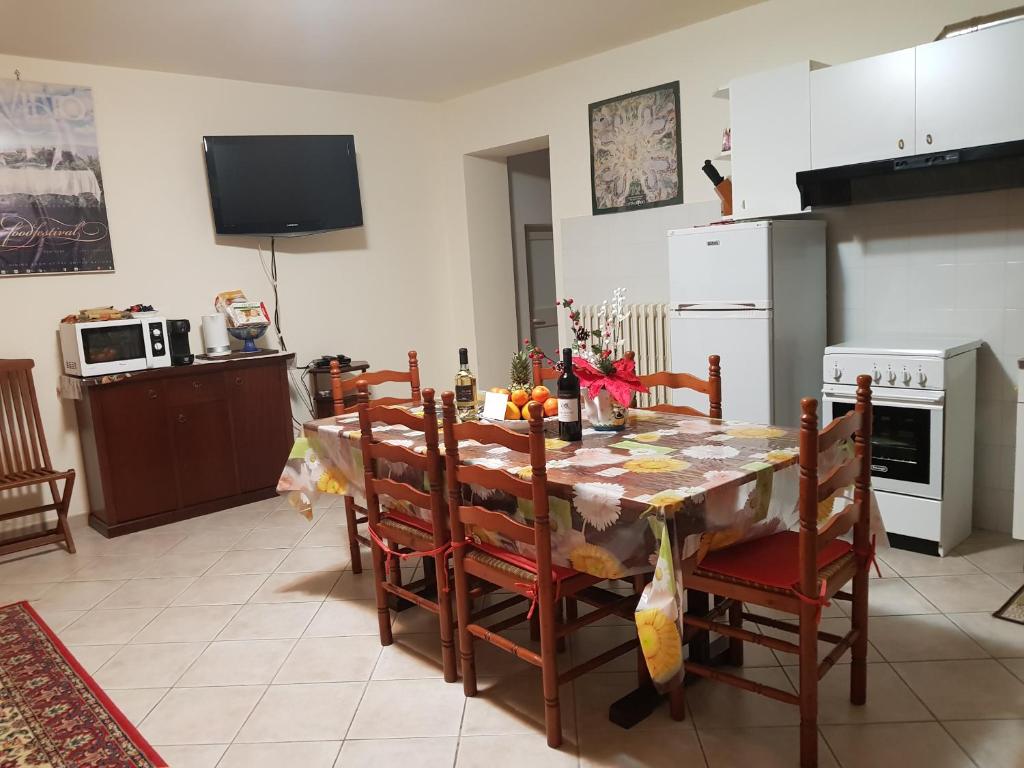 Kuchyň nebo kuchyňský kout v ubytování Casa Vacanza Malescale