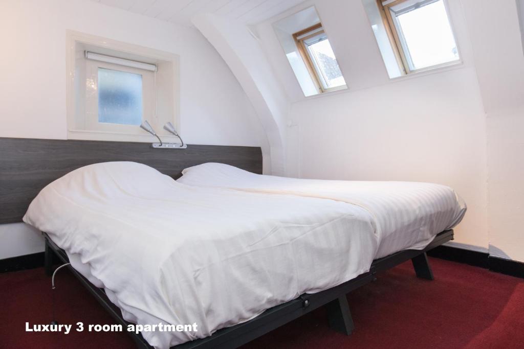 Hotel de Vischpoorte, hartje Deventer en aan de IJssel - Two-Bedroom Apartment