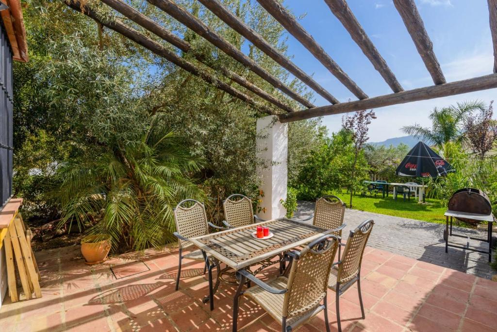 Vonkajšia záhrada v ubytovaní Cubo's Casa La Viña