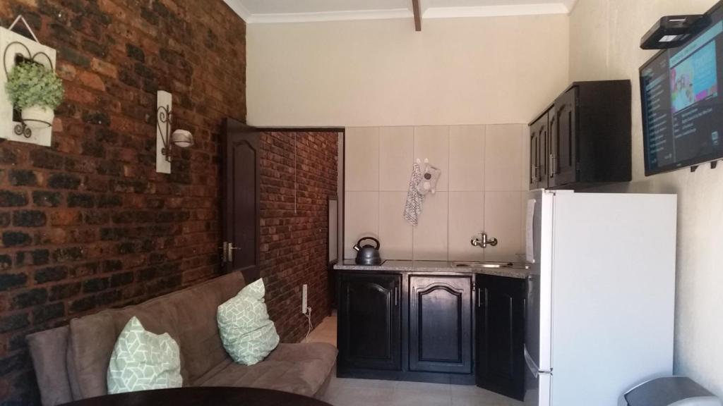 Private Apartments & Biz Stays Pretoria - One-Bedroom Apartment