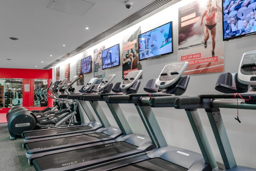 Fitness centrum a/nebo fitness zařízení v ubytování Clayton Hotel Cork City