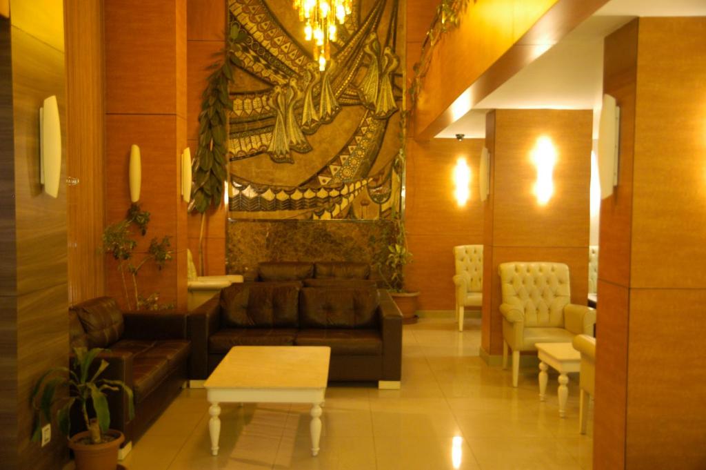 Posezení v ubytování Merdan Hotel