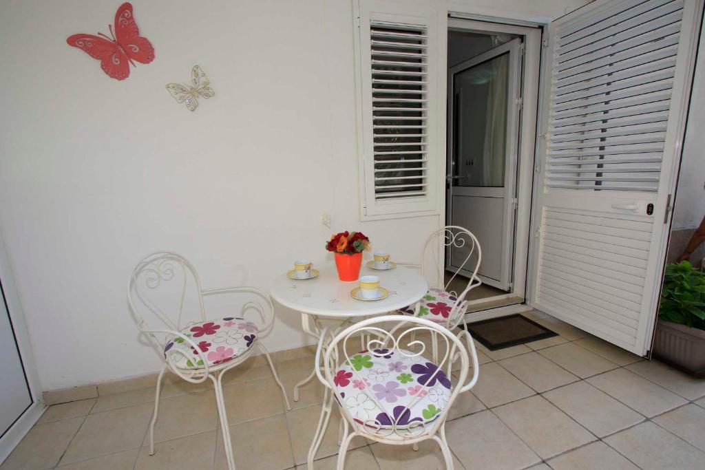 Fotografia z galérie ubytovania APARTMANI IVONA & IVO v destinácii Makarska