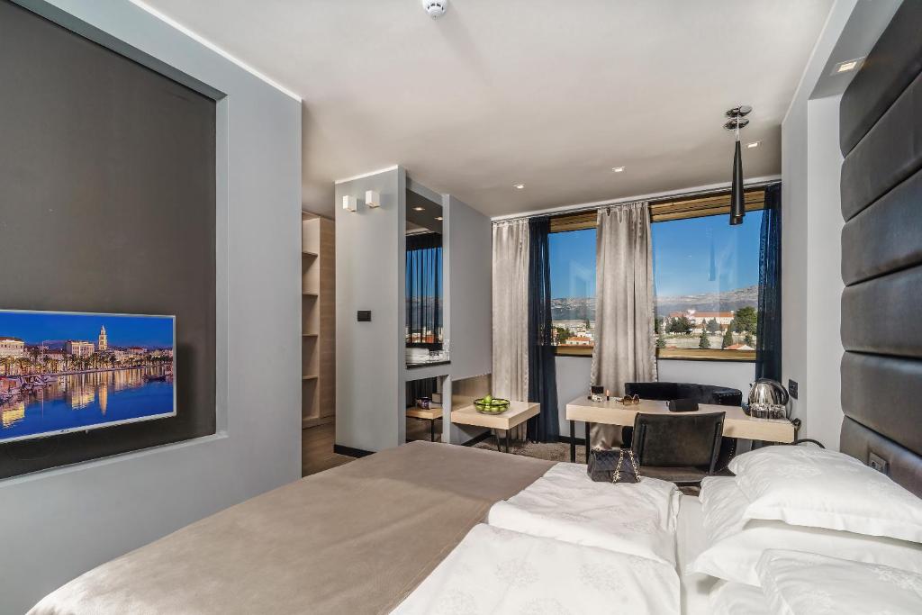 Posedenie v ubytovaní The View Luxury Rooms