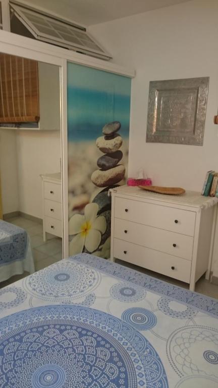 Postel nebo postele na pokoji v ubytování Floris's Home