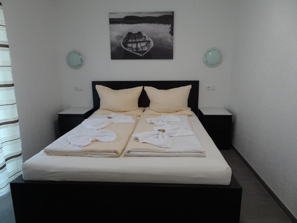 Hilda Apartments Rust - 17