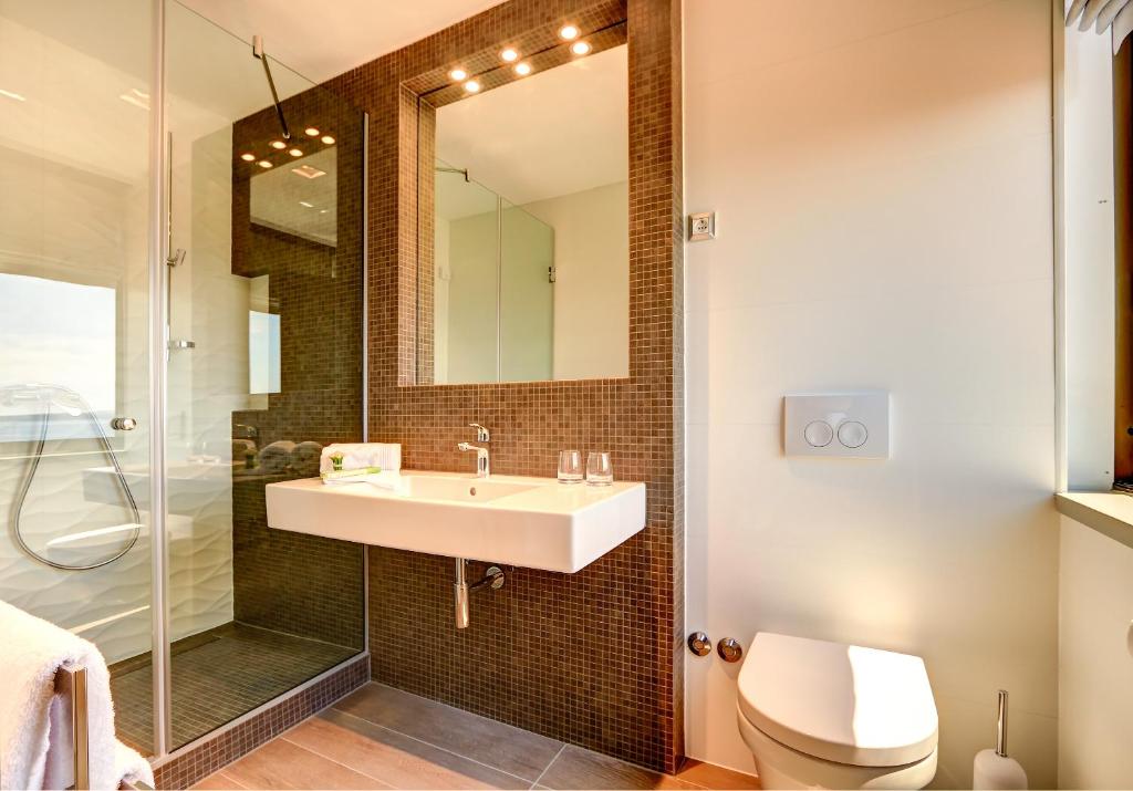 The View Luxury Rooms - 8