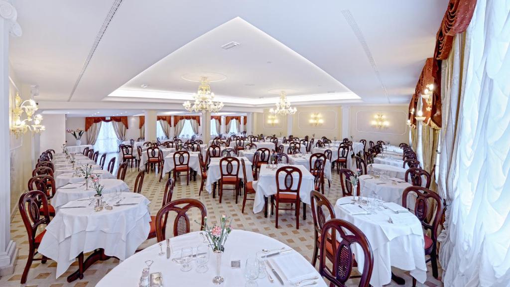 Restaurace v ubytování Hotel Aurora Terme