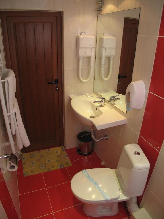 Family Hotel Yagoda88 - Free Parking - Junior Suite With Balcony