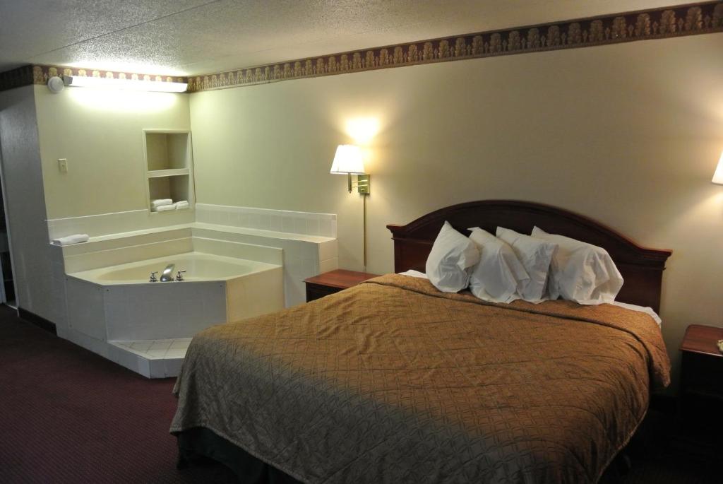 Select Inn Murfreesboro - Chambre Royale Avec Salle De Bain Spa