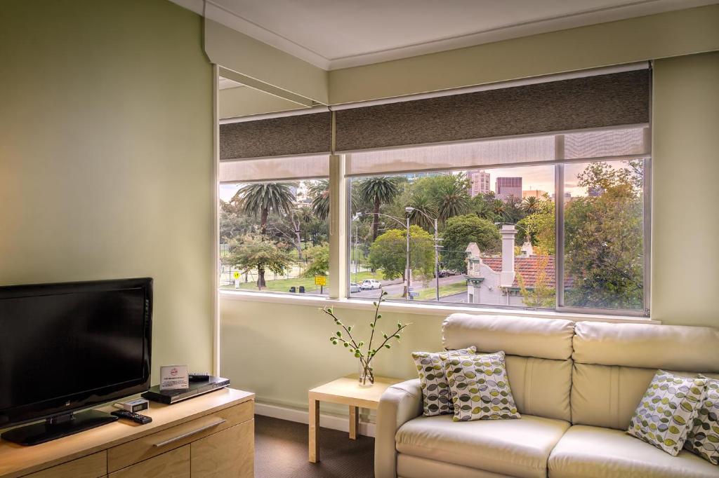 Birches Serviced Apartments - Standard Twin Room