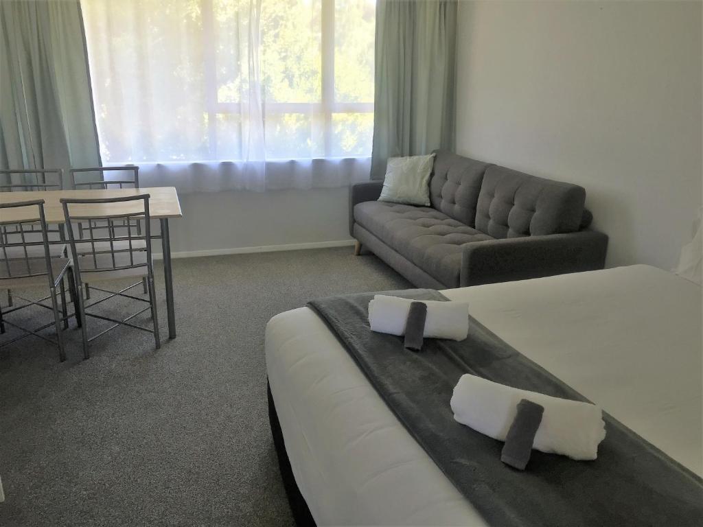 Fairway Motel & Apartments - Resim 21