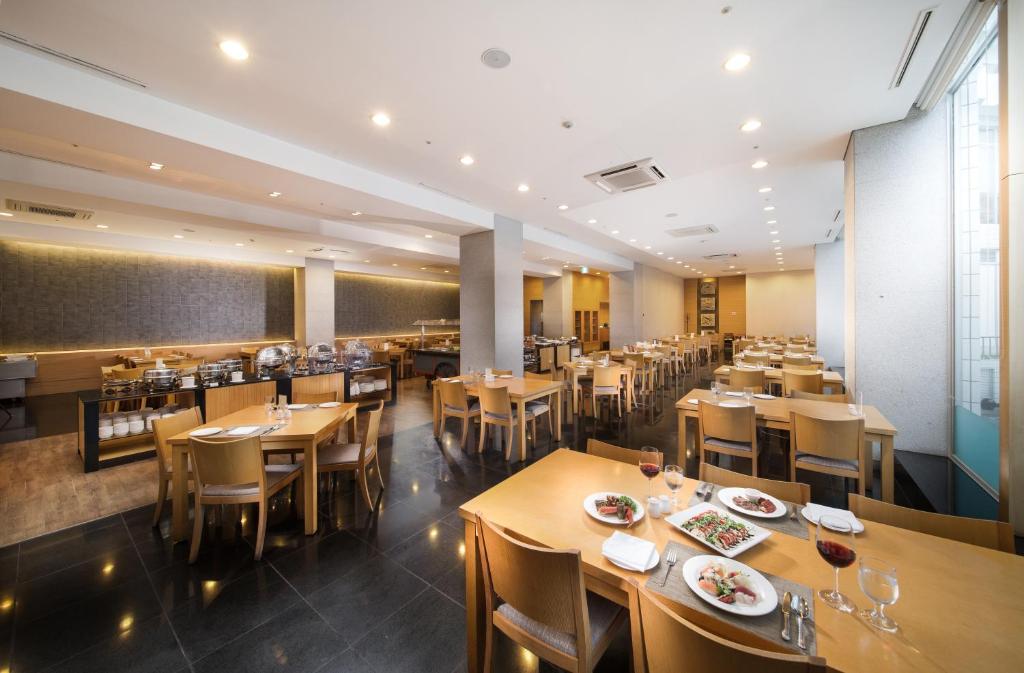 Restaurace v ubytování Seogwipo KAL Hotel