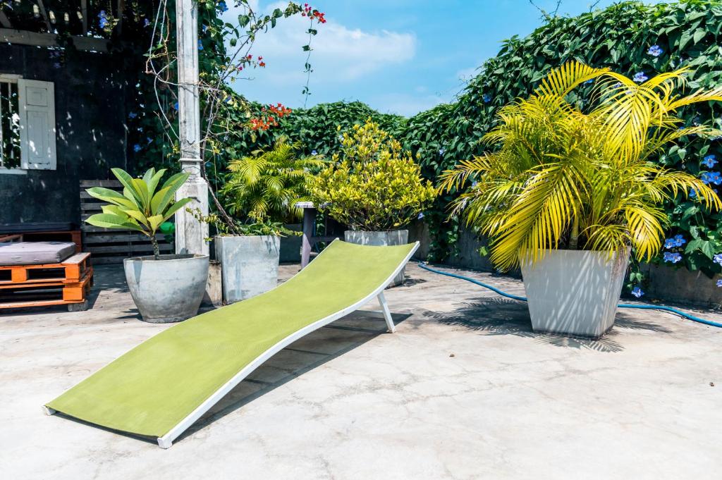 Zahrada ubytování Colombo Beach Hostel
