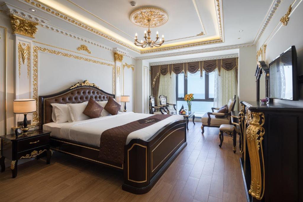 Special Offer - King Room with Sea View