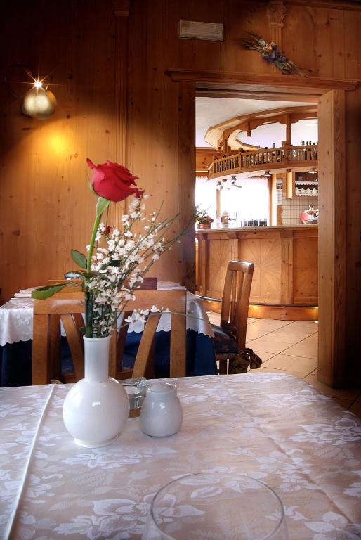 Fotografie z fotogalerie ubytování Albergo Ristorante Alle Codole v destinaci Canale dʼAgordo