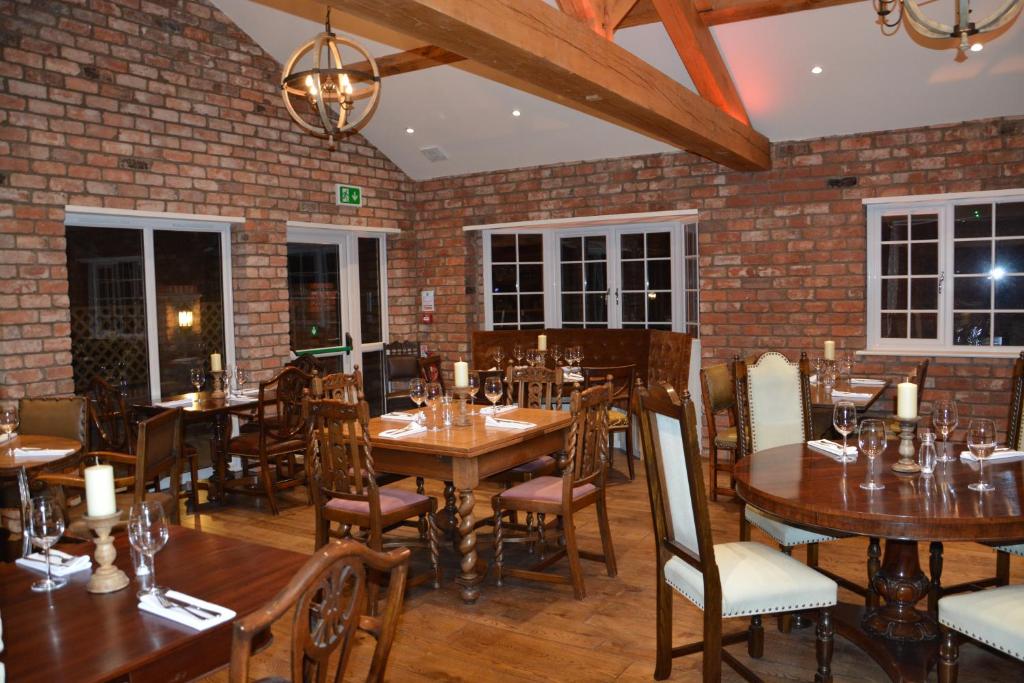 The Parsonage Hotel & Spa - Resim 3