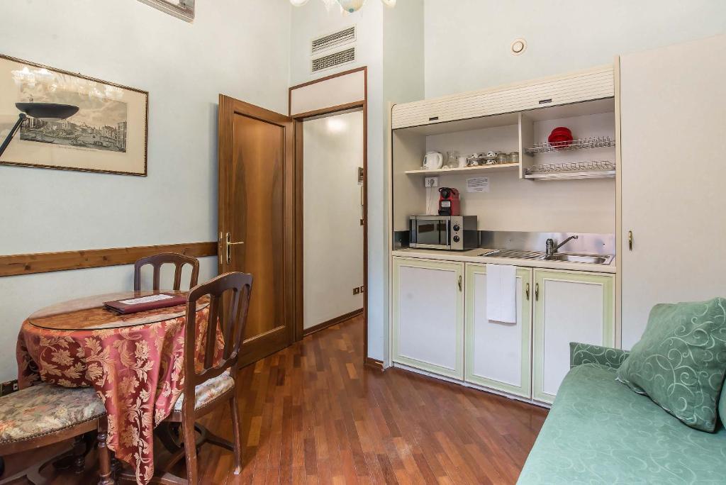 Hotel Piccola Fenice - Resim 4