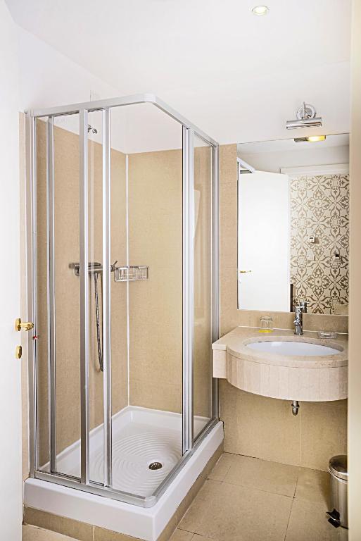 Deminka Palace - Resim 8