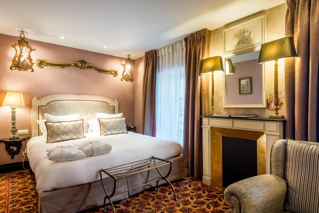 Hôtel Chateaubriand - Resim 9