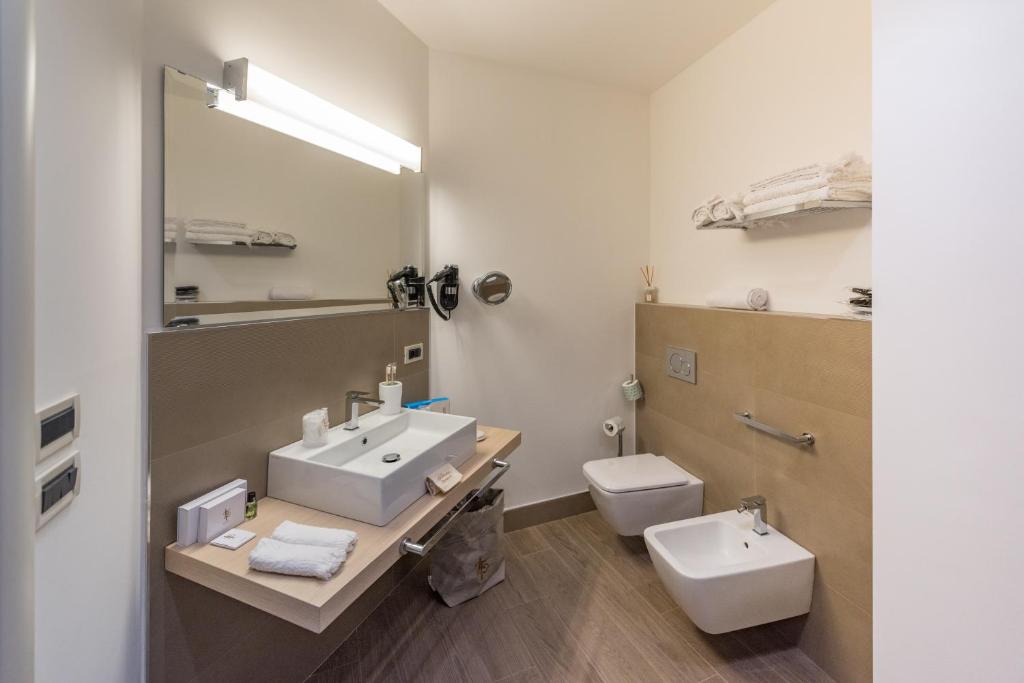 Villa Le Terrazze Charming Rooms - 5