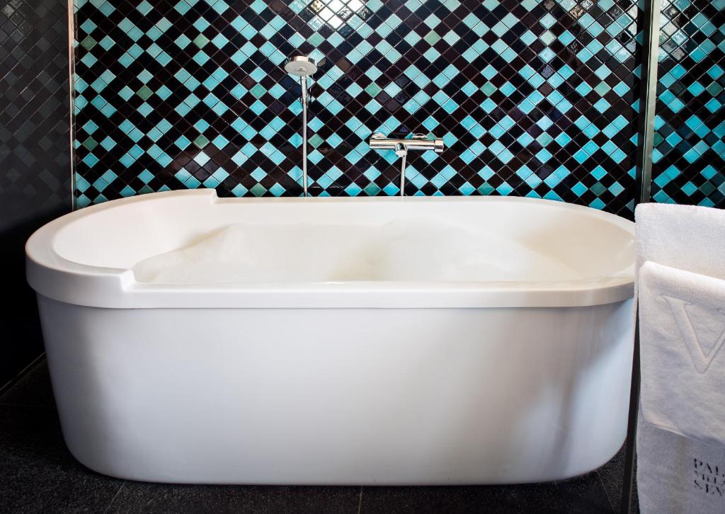 CoolRooms Palacio Villapanés 5 GL - Resim 12