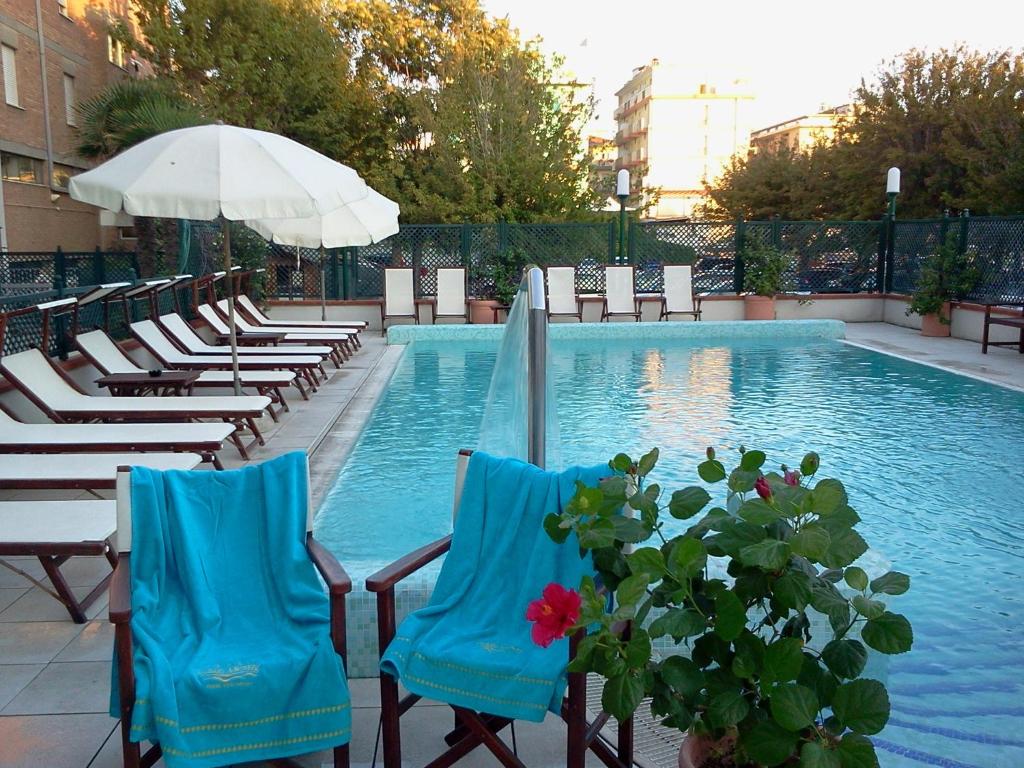 Bazén v ubytování Hotel Gaby nebo v jeho okolí