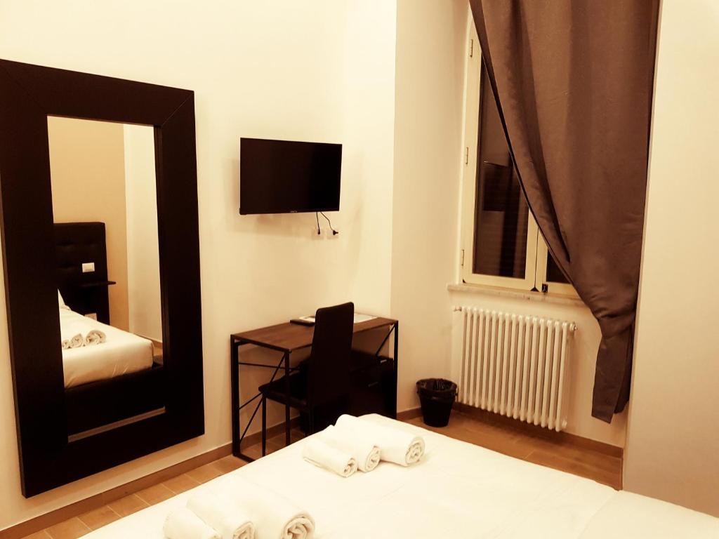 Cairoli Rooms